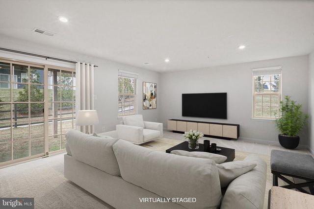 2829 FREDERICKSBURG RD, Hanover, MD 21076