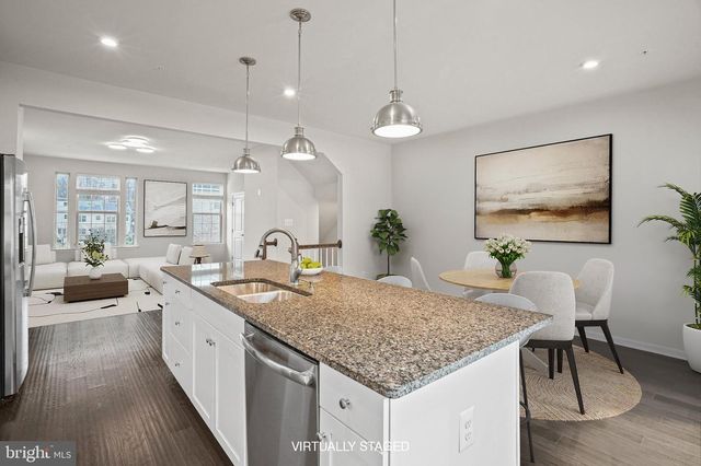 2829 FREDERICKSBURG RD, Hanover, MD 21076