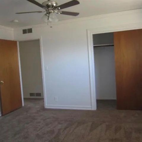 636 Newton, Dinuba, CA 93618