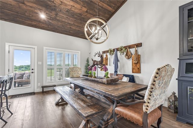 2215 Deepwood Drive, Alma, AR 72921