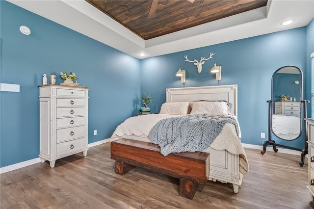 2215 Deepwood Drive, Alma, AR 72921