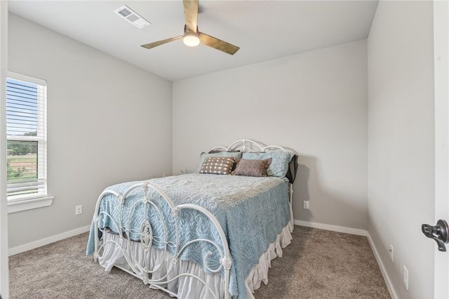 2215 Deepwood Drive, Alma, AR 72921