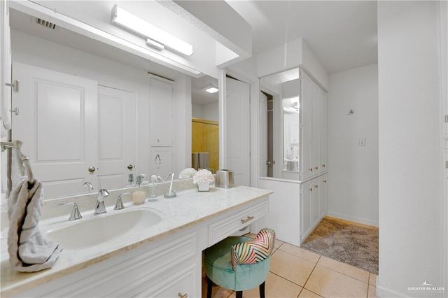 2036 S 5th Street 8, Mcallen, TX 78503