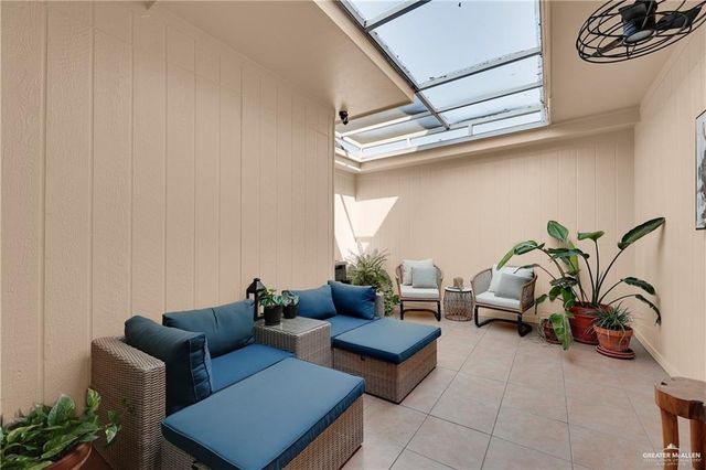 2036 S 5th Street 8, Mcallen, TX 78503