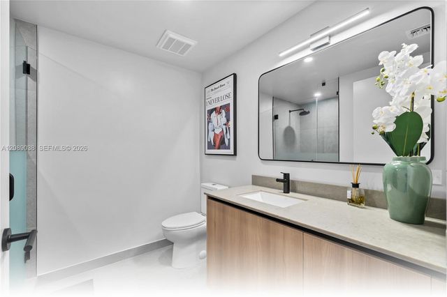 121 NE 5th Street 2109, Miami, FL 33132