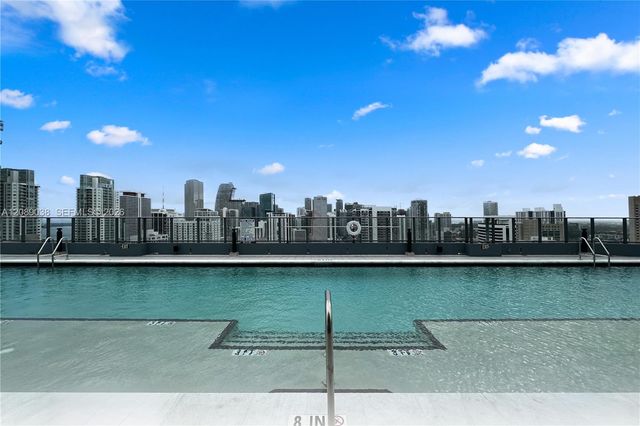 121 NE 5th Street 2109, Miami, FL 33132