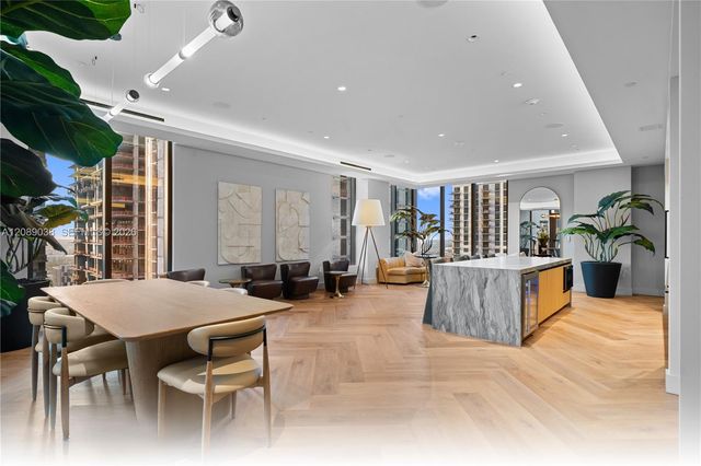 121 NE 5th Street 2109, Miami, FL 33132