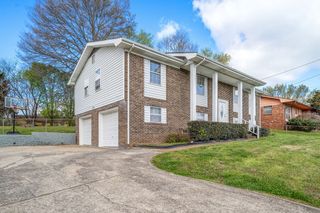 111 Edgewood Cir, Fort Oglethorpe, GA 30742