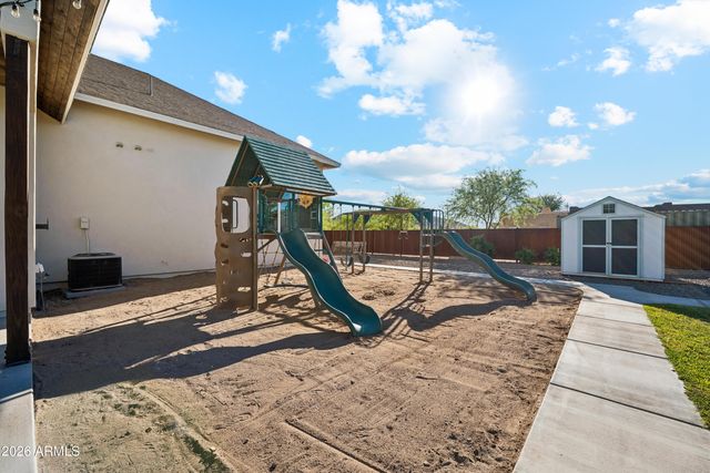 716 W MADDOCK Road, Phoenix, AZ 85086