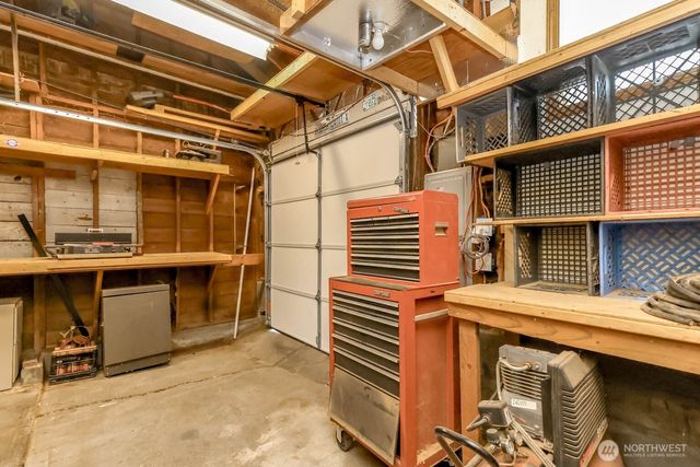 24925 20TH Avenue S, Des Moines, WA 98198