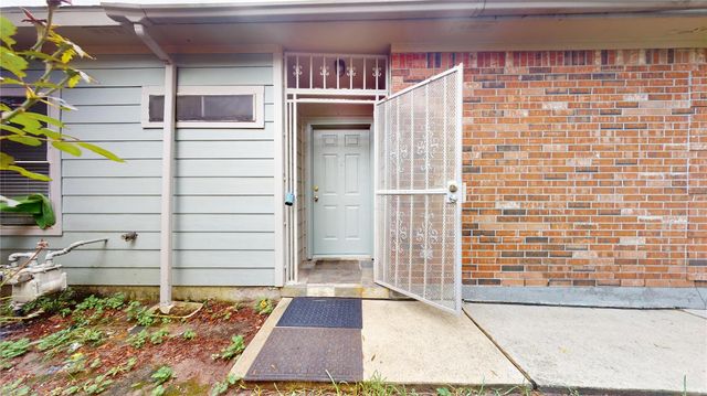 13734 Repa Lane, Houston, TX 77014