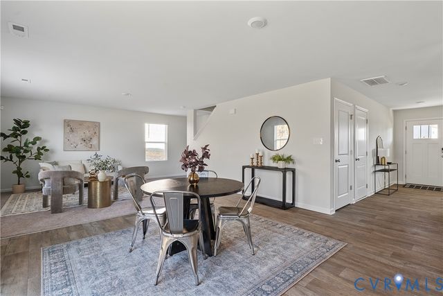 7664 Lovegrass Ter, New Kent, VA 23124