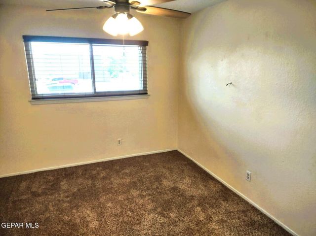 1913 Bobby Jones Drive D, El Paso, TX 79936