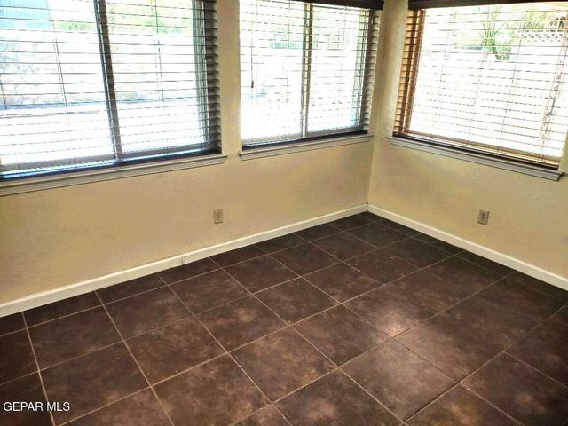 1913 Bobby Jones Drive D, El Paso, TX 79936