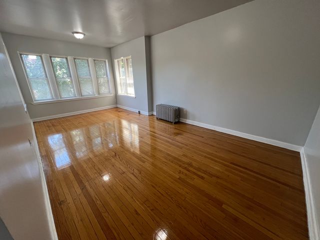 6802 S Clyde Avenue 3, Chicago, IL 60649