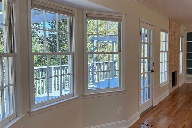 301 E Valley Drive, Marietta, GA 30068