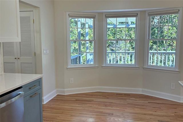 301 E Valley Drive, Marietta, GA 30068