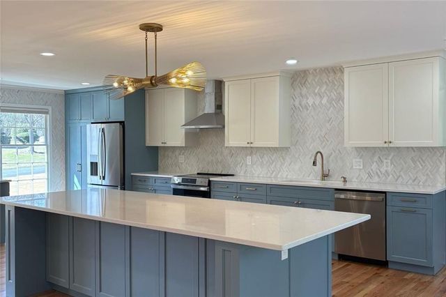 301 E Valley Drive, Marietta, GA 30068