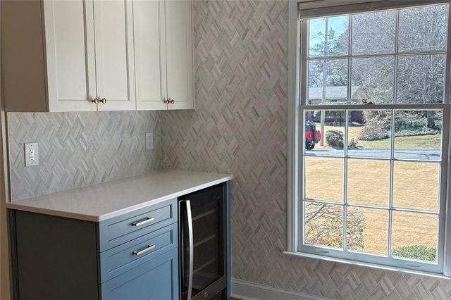 301 E Valley Drive, Marietta, GA 30068