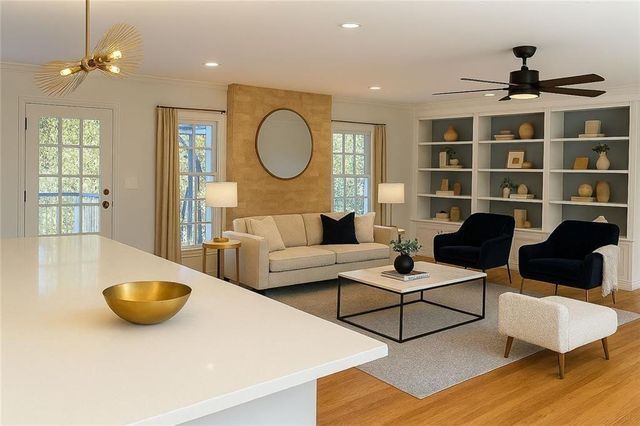 301 E Valley Drive, Marietta, GA 30068