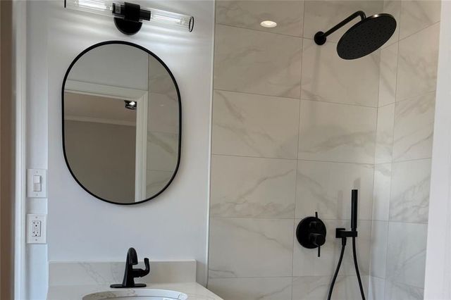 301 E Valley Drive, Marietta, GA 30068