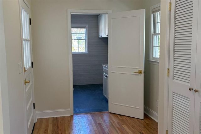 301 E Valley Drive, Marietta, GA 30068