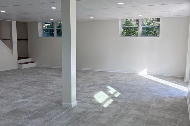 301 E Valley Drive, Marietta, GA 30068