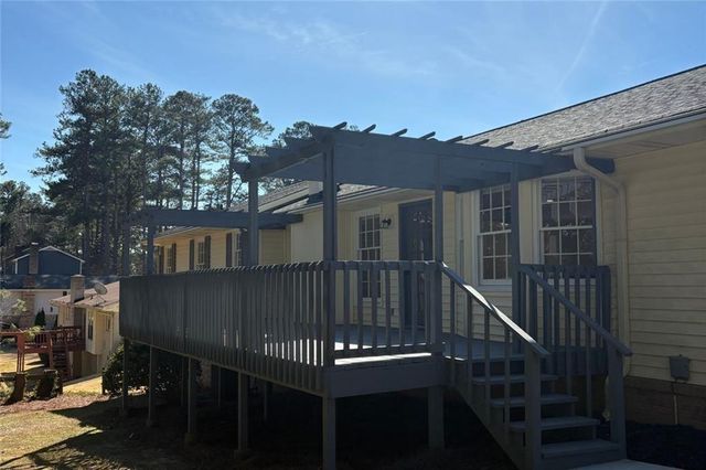 301 E Valley Drive, Marietta, GA 30068