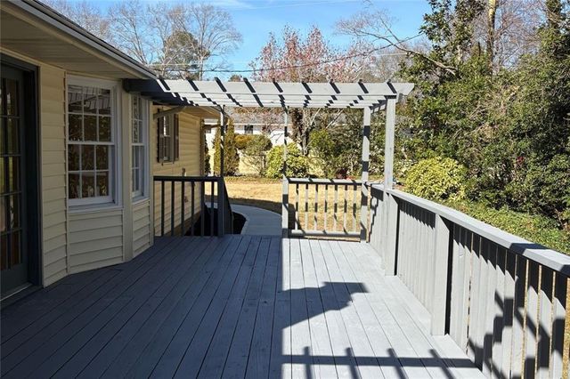 301 E Valley Drive, Marietta, GA 30068