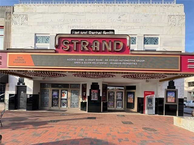 301 E Valley Drive, Marietta, GA 30068