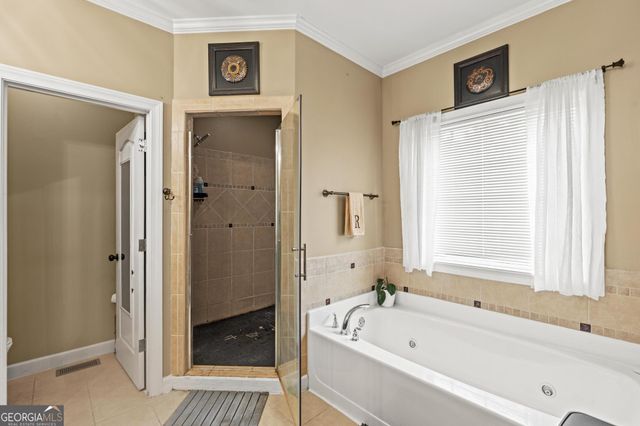 100 London Berry Court, Tyrone, GA 30290