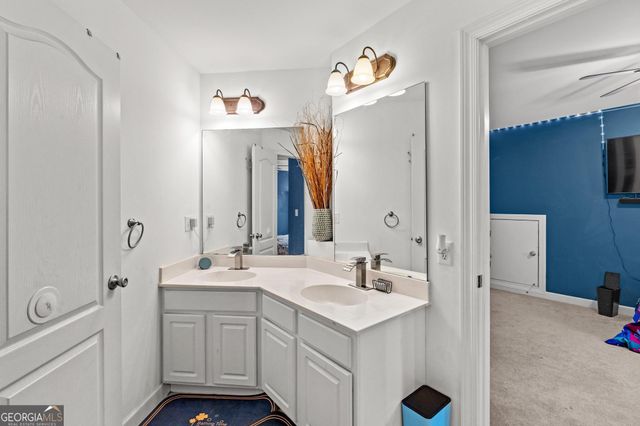 100 London Berry Court, Tyrone, GA 30290