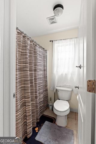 100 London Berry Court, Tyrone, GA 30290