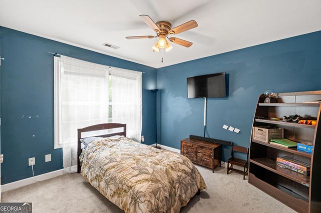 100 London Berry Court, Tyrone, GA 30290