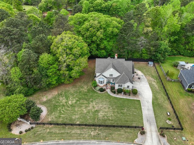 100 London Berry Court, Tyrone, GA 30290