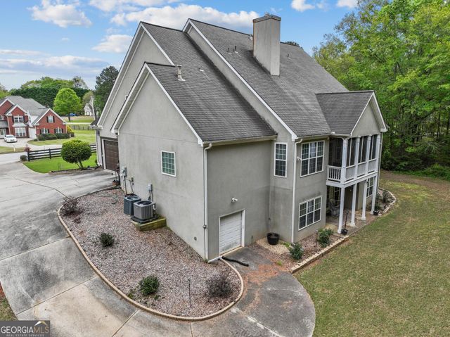 100 London Berry Court, Tyrone, GA 30290