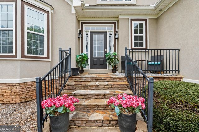 100 London Berry Court, Tyrone, GA 30290