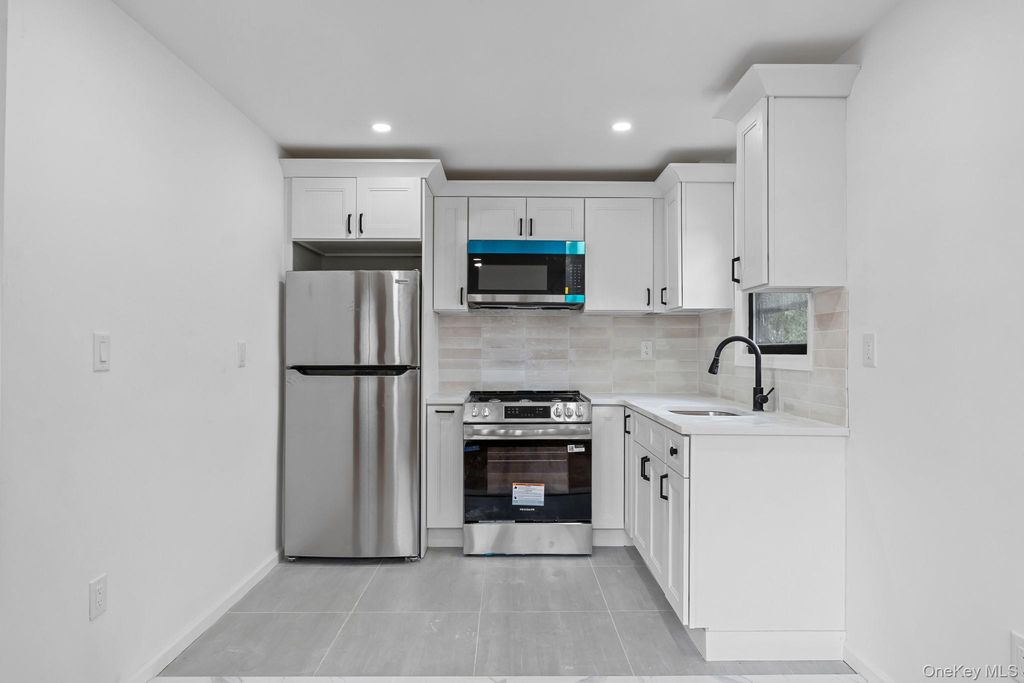 423 Beach 63rd Street, Arverne, NY 11692 — photo 3