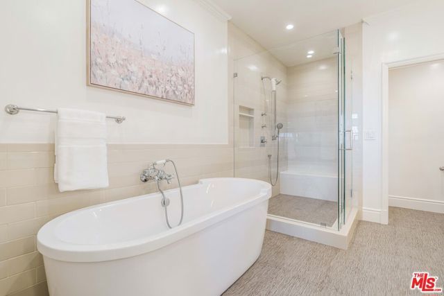 2204 The Terrace, Los Angeles, CA 90049