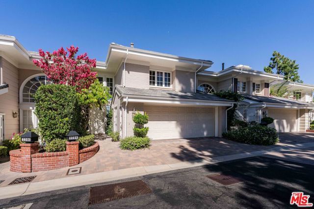 2204 The Terrace, Los Angeles, CA 90049