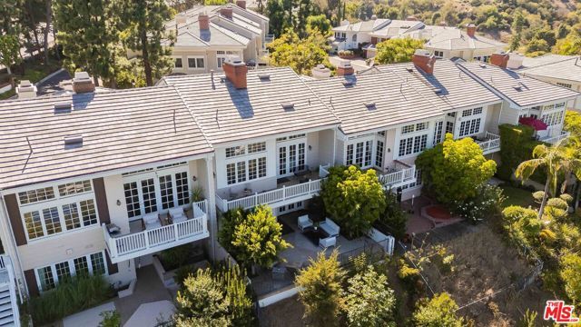 2204 The Terrace, Los Angeles, CA 90049