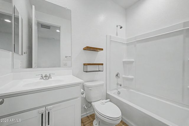 9432 E SPIRAL Avenue, Mesa, AZ 85212