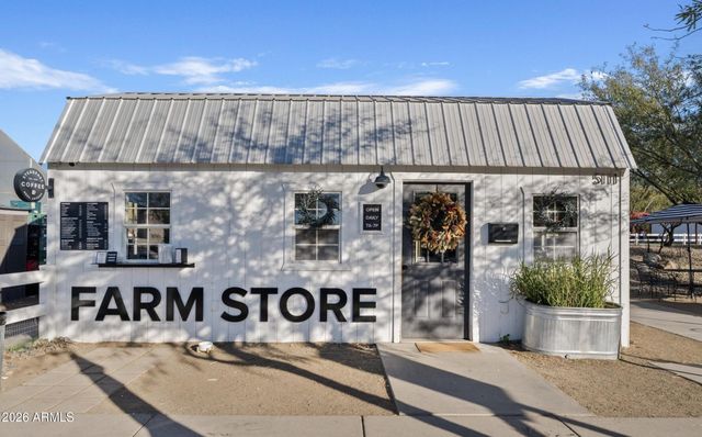 9432 E SPIRAL Avenue, Mesa, AZ 85212