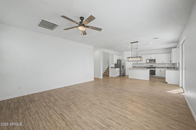 9432 E SPIRAL Avenue, Mesa, AZ 85212