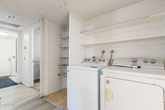 42935 15th Street Unit 8, Lancaster, CA 93534