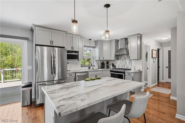 1029 Wood Park Lane, Brunswick, OH 44212
