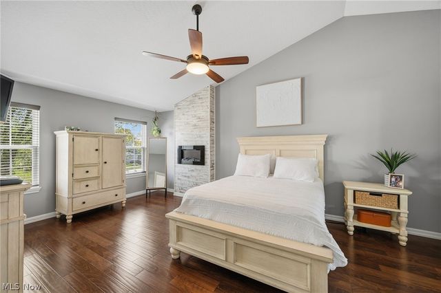 1029 Wood Park Lane, Brunswick, OH 44212