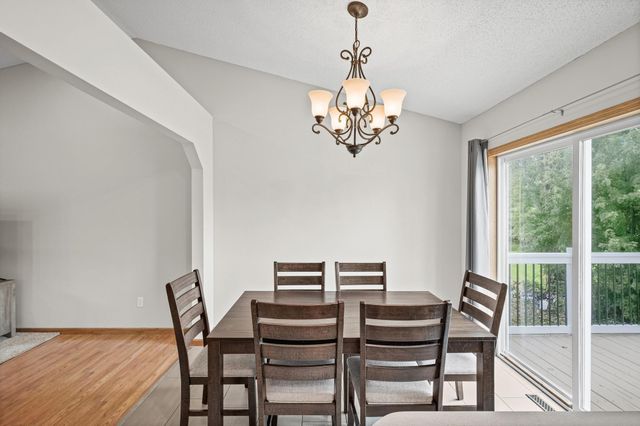 674 Lois Lane, Lino Lakes, MN 55014