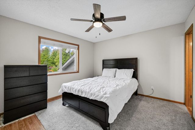 674 Lois Lane, Lino Lakes, MN 55014