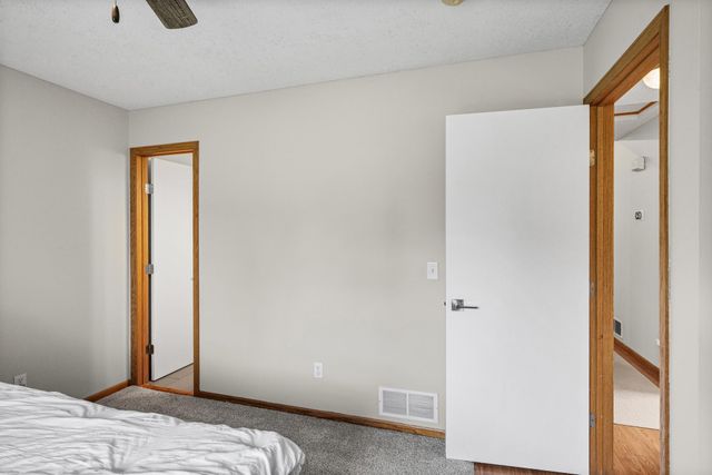 674 Lois Lane, Lino Lakes, MN 55014